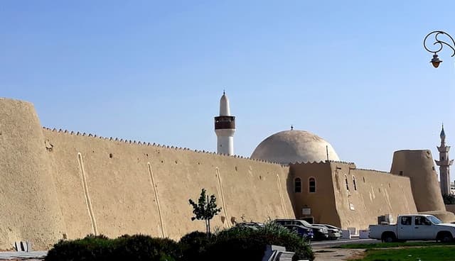 Al-Ahsa Tour: Al-Qaisariya Market, Ibrahim Palace and Exploring Al-Ahsa Oasis