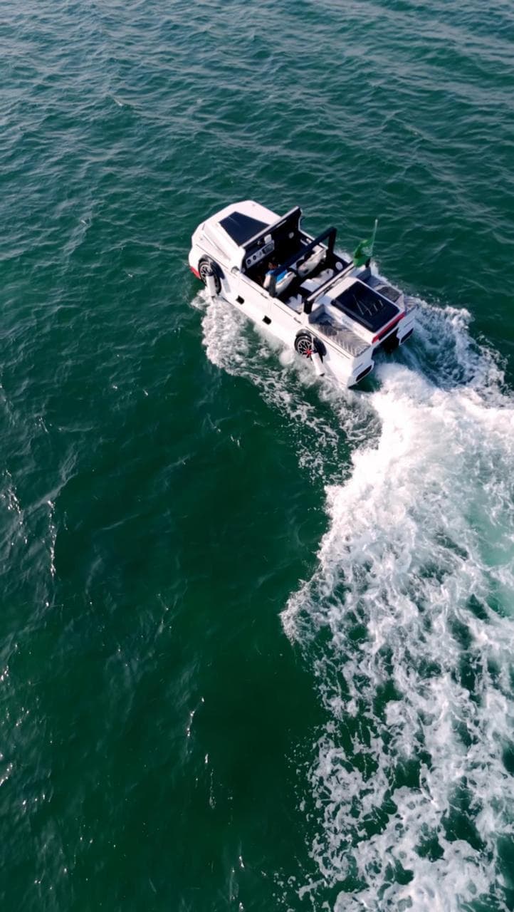 News: A Mercedes cruise