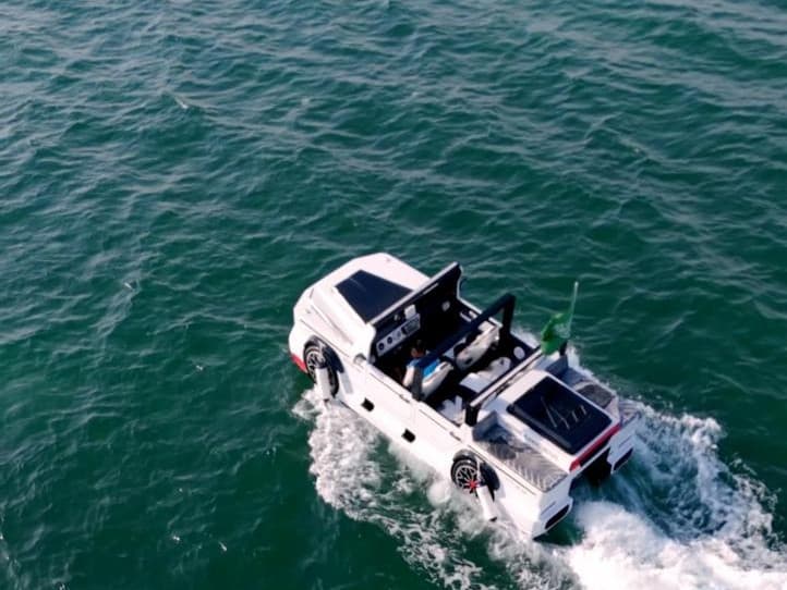 News: A Mercedes cruise